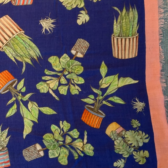 CJW Plant Mom Scarf! - Picture 8 of 12